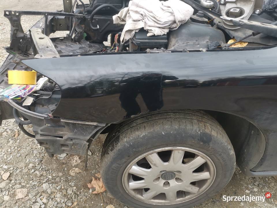 Volvo V70 24 benzyna kod lakieru 01926 wszystkie części blacharskie Sosnowiec sprzedam