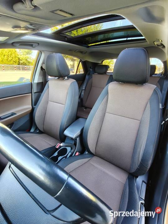 Sprzedam Hyundaia i20 14 benzyna panorama i20