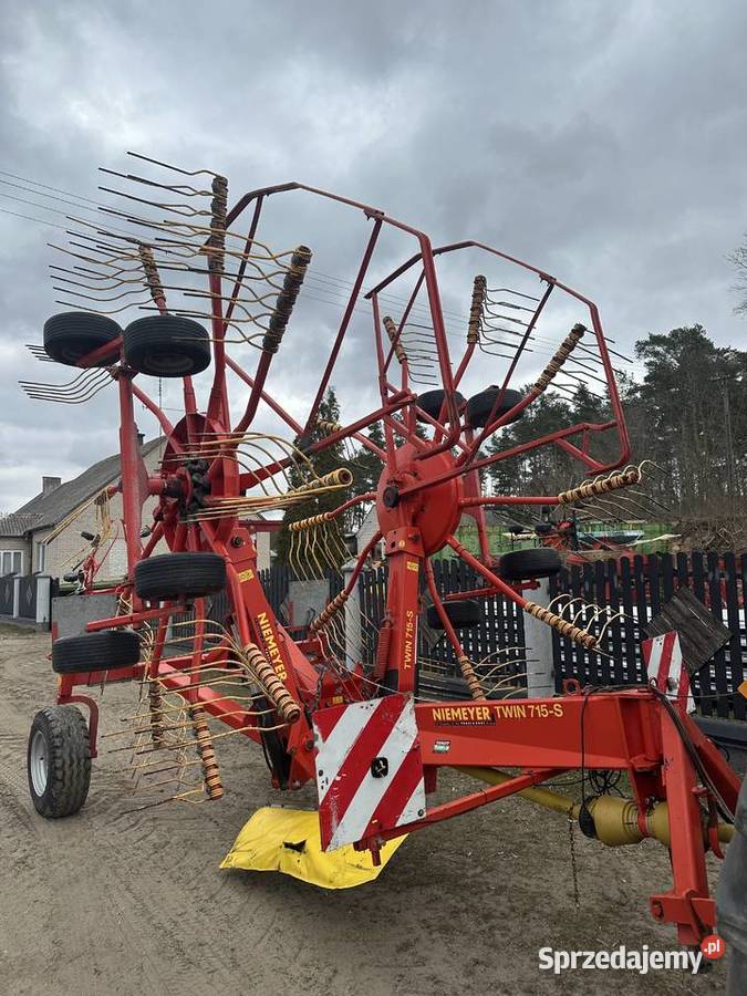 Zgrabiarka dwukaruzelowa Niemeyer Twin 715S Kuzie
