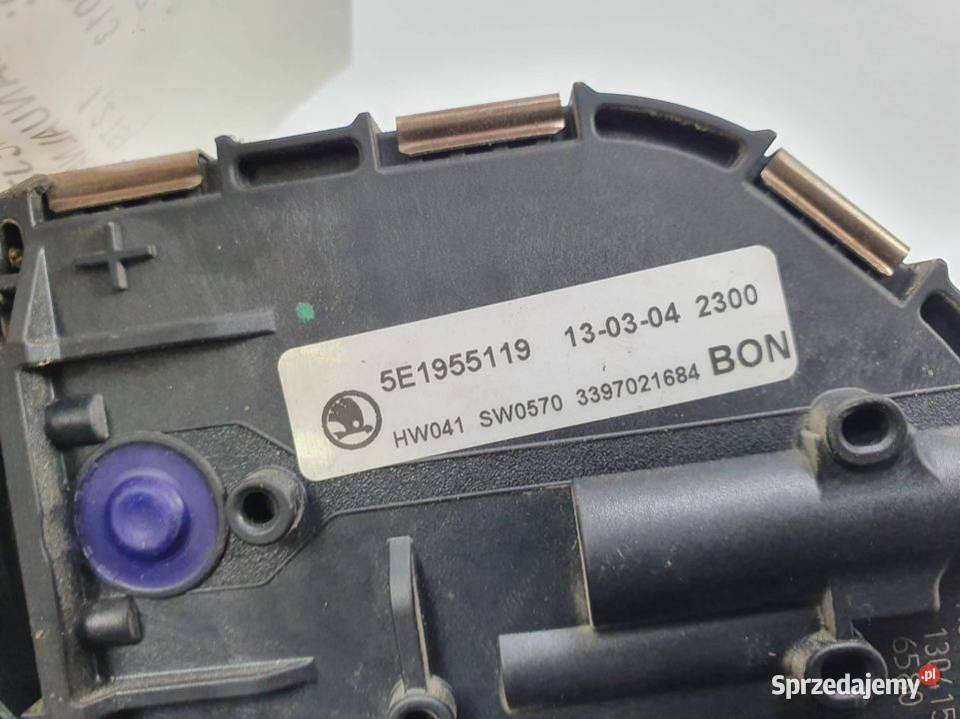 SILNIK WYCIERACZEK SKODA OCTAVIA III 5E1955119 osobowe Lipno