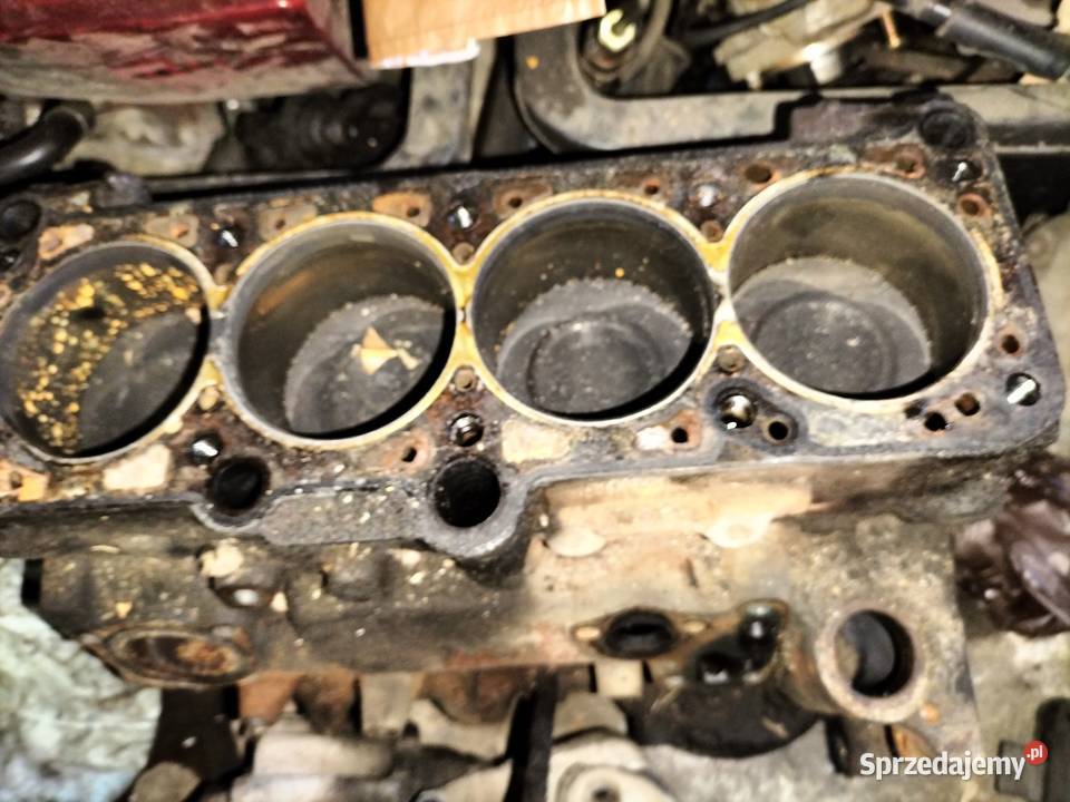 GOLF 2 PASSAT B2 JETTA 2 DÓŁ BLOK SILNIKA 18 sprzedam