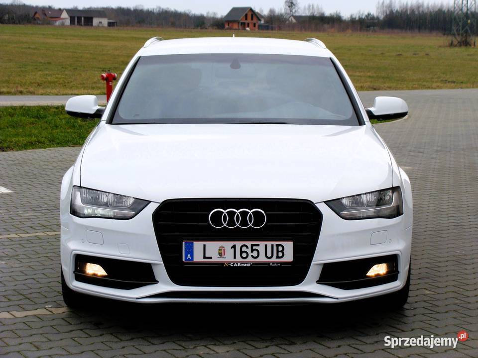 Audi a4 B8 20 TDI 143 manual 2x sline skora s nieuszkodzony A4 Radom