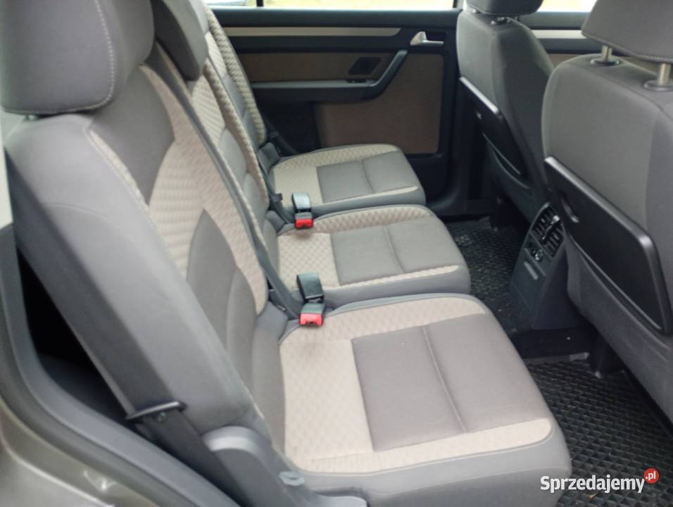 VW cros Touran benzyna