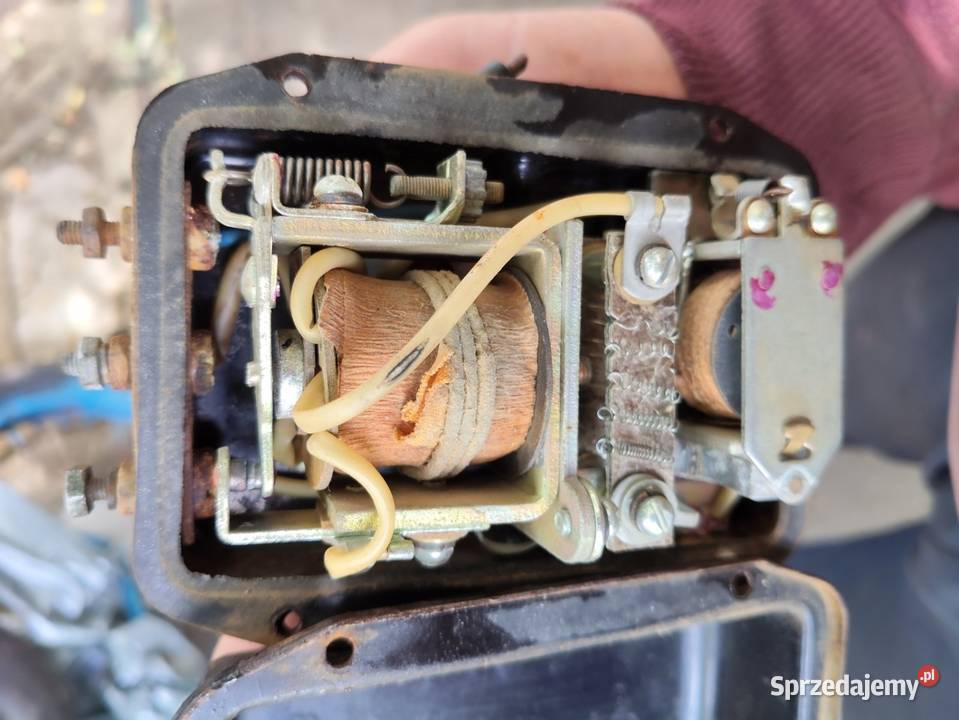 Regulator napięcia PP31 V61 roku K750 M72 Ural Leszno