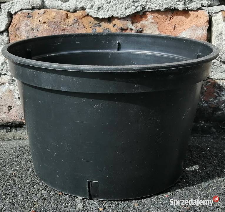 Doniczki produkcyjne czarne 3L 20 TWARDE 3 L sprzedam