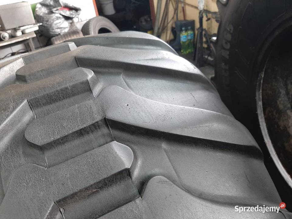 Opona używana rolnicza 60050225 60050R225 Zaścianki