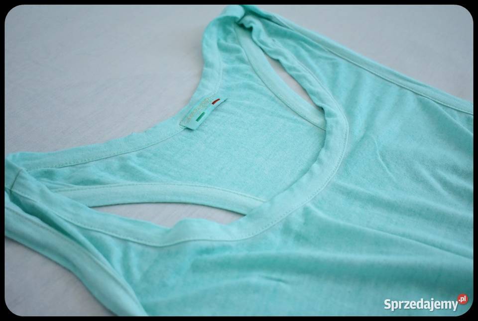 Miętowa bokserka mocno wycięta narzutka bluzka Płock