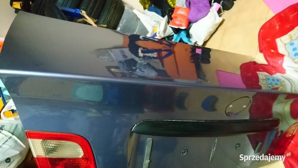 Tylna klapa Bmw e46 komplet kluczy oryginał Lewin Brzeski