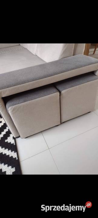 Rozkładany narożnik kanapa z pufkami Wilkołaz Dolny