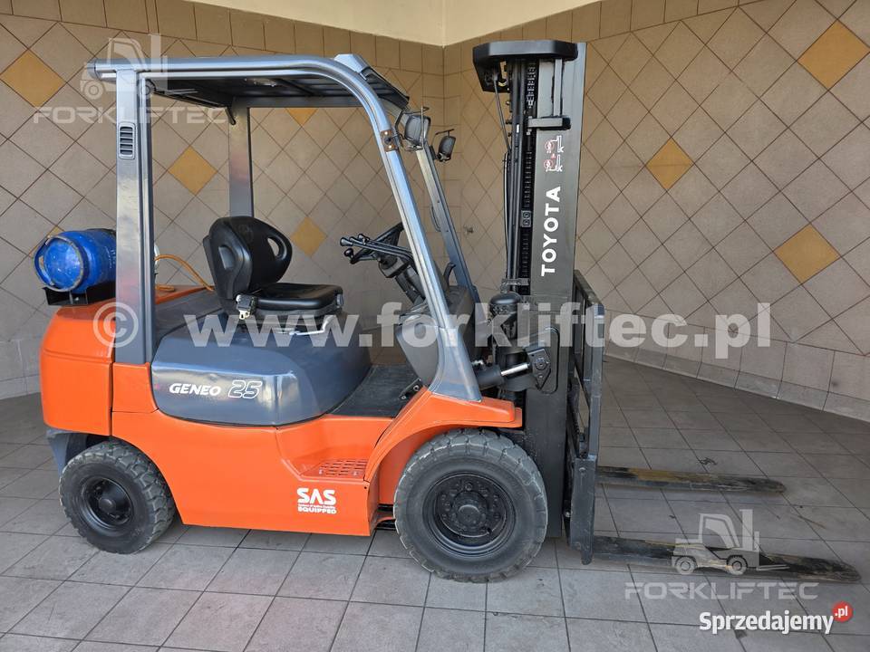 Wózek Widłowy TOYOTA 7FGF25 Triplex TOYOTA 7FG25 Lędziny sprzedam