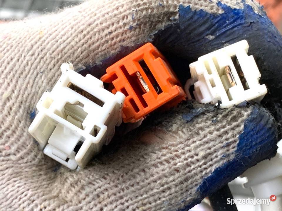 PRZEWÓD WYSOKIEGO NAPIĘCIA TOYOTA AURIS II