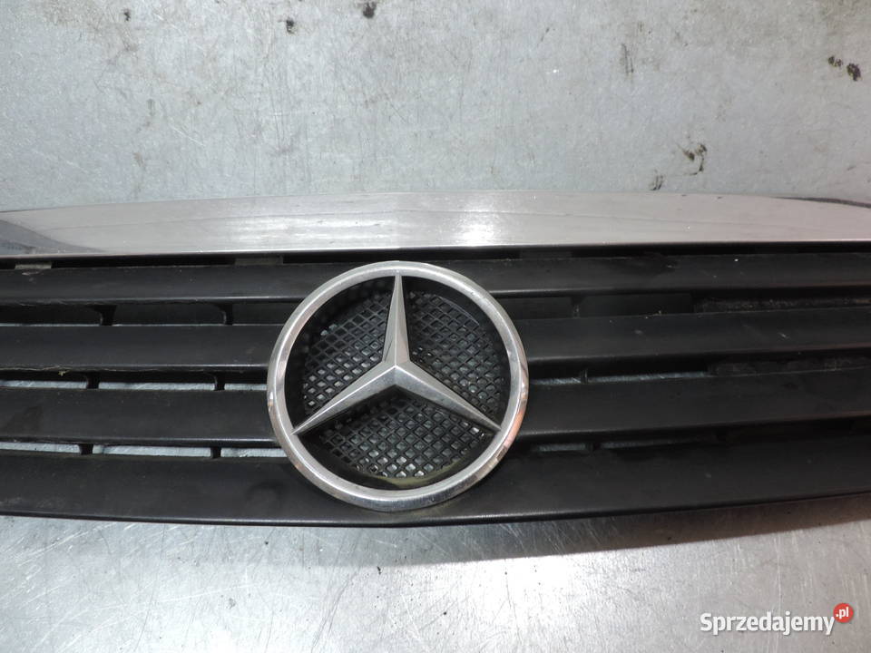ATRAPA GRILL MERCEDES AKLASA W168 osobowe Atrapy Karoseria