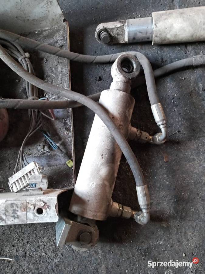 pompa hydrauliczna 12v plus dwa silowniki Pilzno