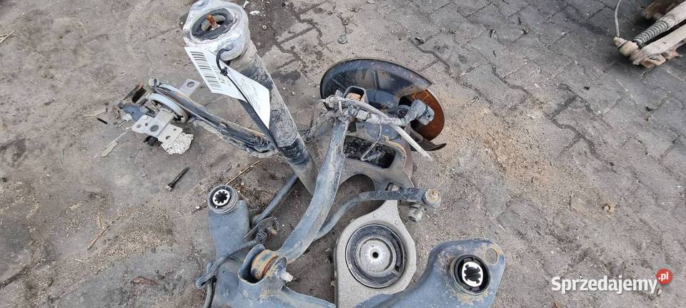 BELKA SANKI TYŁ VOLVO V60 Pozostałe