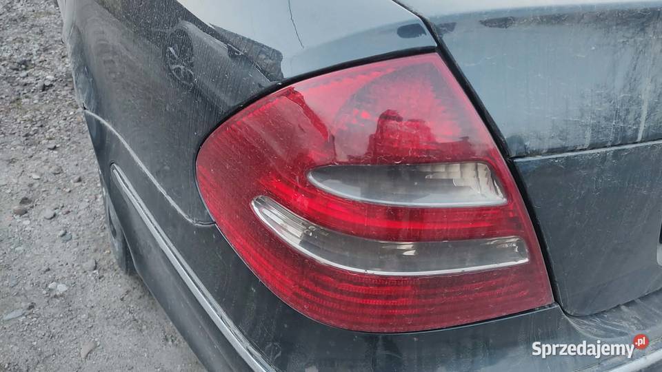 Lampa lewa prawa tył tylna Mercedes w211 e klasa osobowe Lampy tylne Książ Wielkopolski