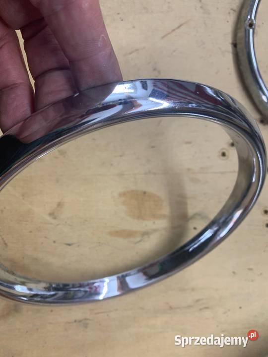 Skoda 100s ramki lamp przednich Kadłub Turawski