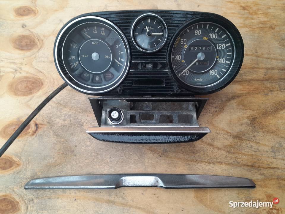 Mercedes W114 W115 licznik zegary vdo160 h Wyposażenie elektryczne Nisko