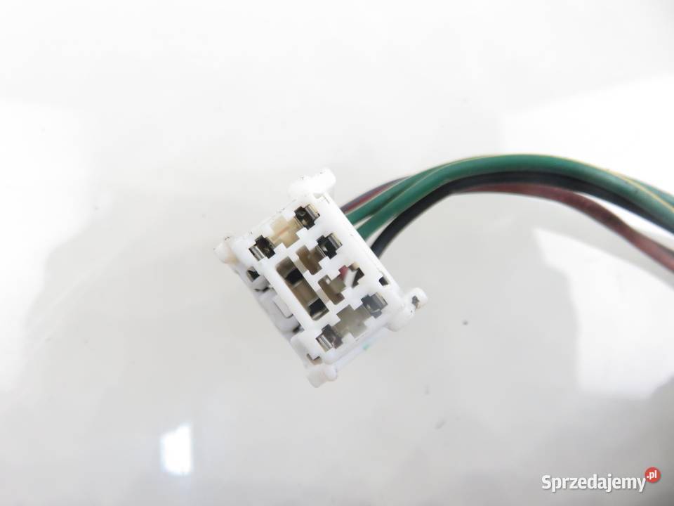 LAMPA PRAWA TYLNA NISSAN XTRAIL T30