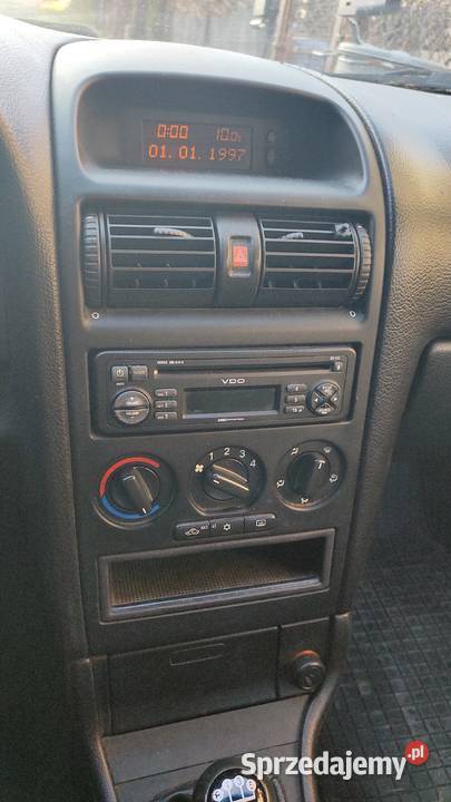 Opel AstraGCaravan Kombi 2005r 16 74kW benzyna Bielsko-Biała