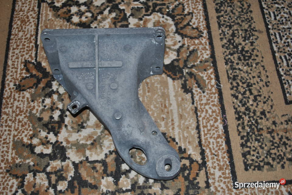 Łapa silnika prawa strona BMW E46 320i Ci 323i sprzedam