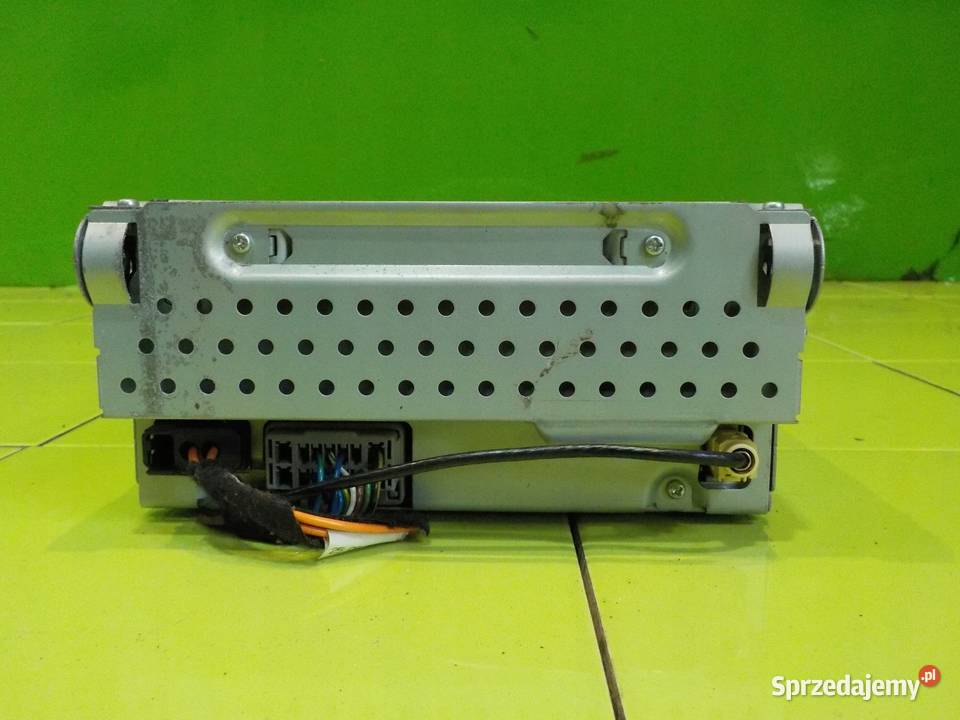 LAND ROVER FREELANDER II 22 TD4 07r radio CD Suków