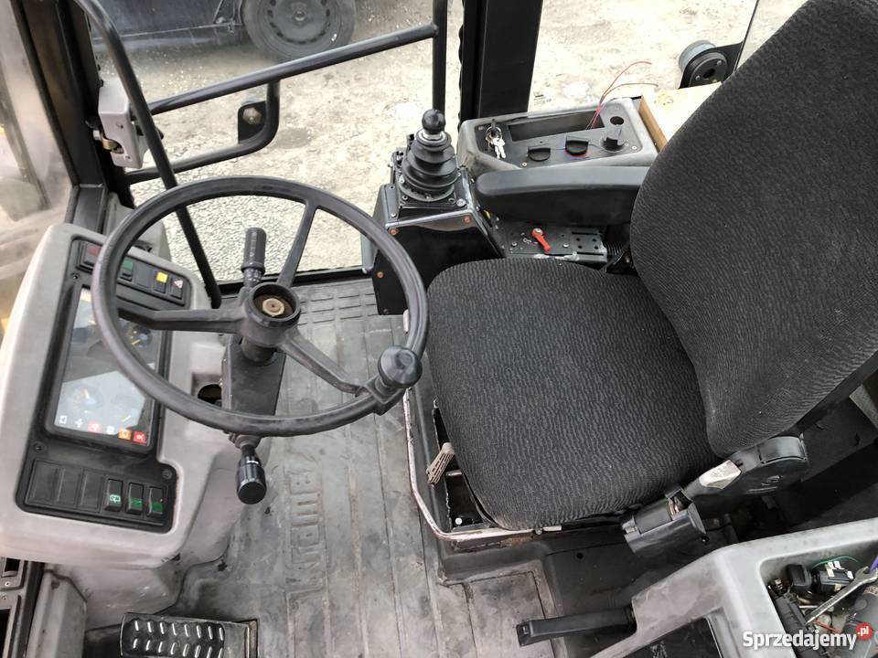 KRAMER ALLRAD 320 Rok produkcji 2000 Koparko ładowarki śląskie Pszczyna