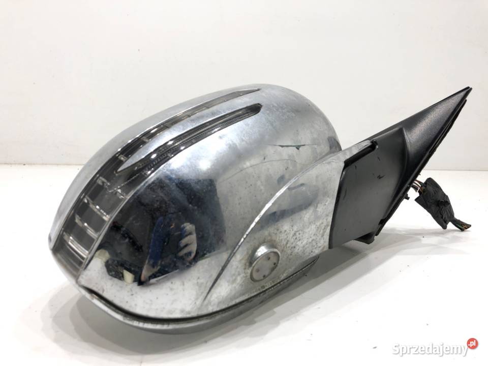 LUSTERKO PRAWY CHRYSLER 300C SedanLimuzyna