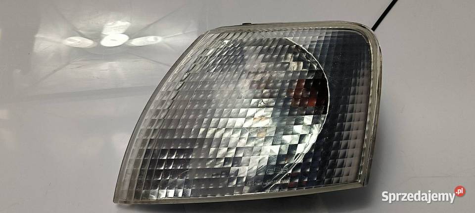 KIERUNKOWSKAZ LEWY VOLKSWAGEN PASSAT 3B0953049C Lipno
