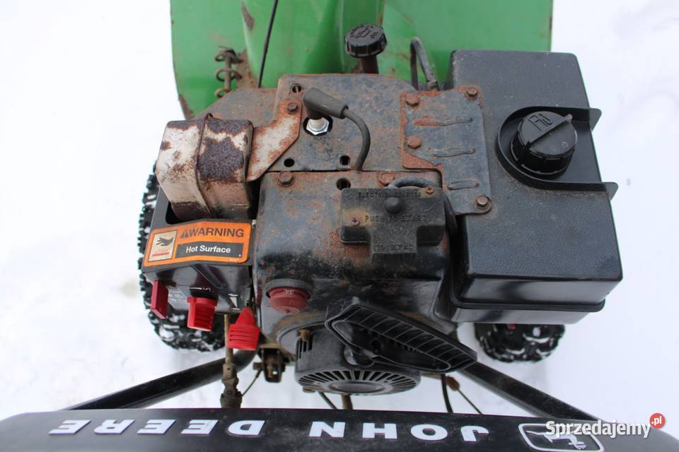 Odśnieżarka samojezdna John Deere 828D Rożnowo Nowogardzkie