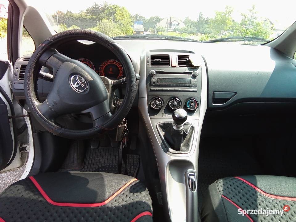 Sprzedam Toyotę Auris 13 gaz sekwencja etat stan 1300cm3 Ostrołęka
