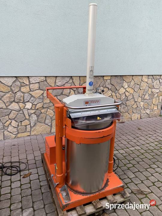 Belownica kompaktor prasa zgniatarka do smieci Bieliny
