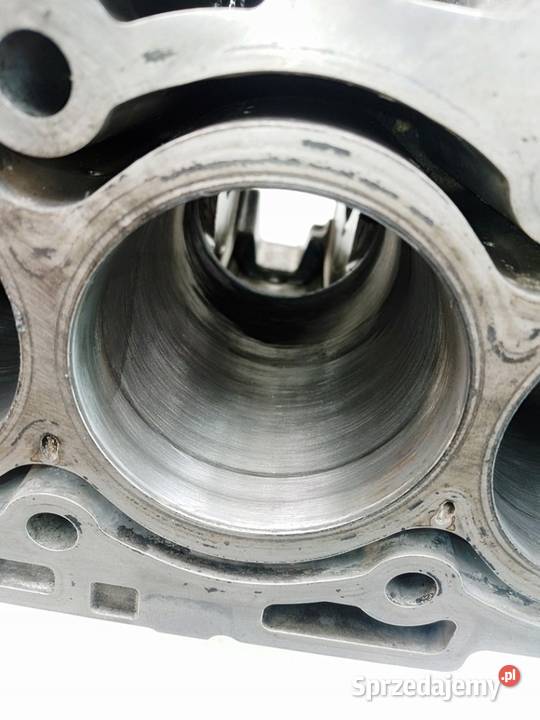 BLOK SILNIKA 2AD 22 D4D AVENSIS T25 T27 RAV4 osobowe Blok silnika Sosnowiec