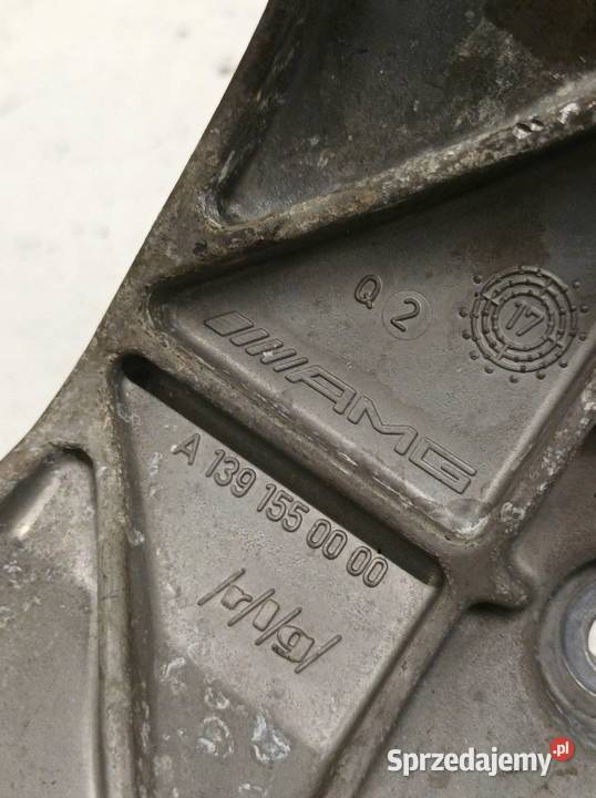 ŁAPA WSPORNIK A1391550000 20 CGI 45 AMG