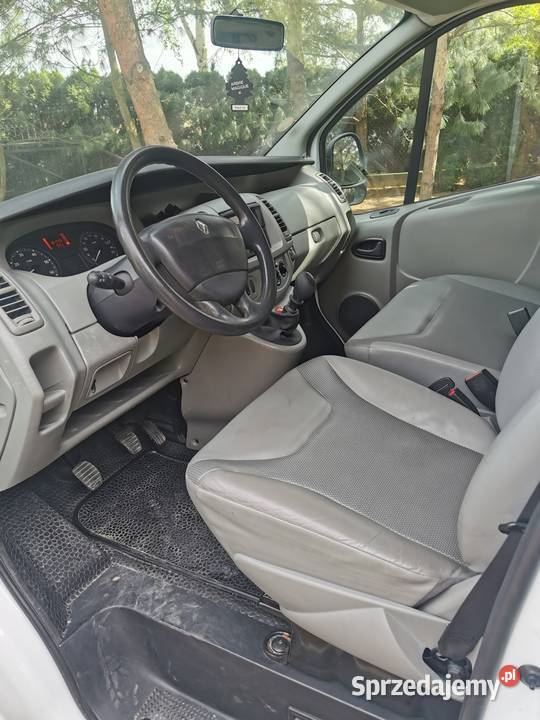 Renault Trafic 20 dci MAŁY PRZEBIEG 9 osob brak Autobusy i minibusy małopolskie Dąbrowa Tarnowska