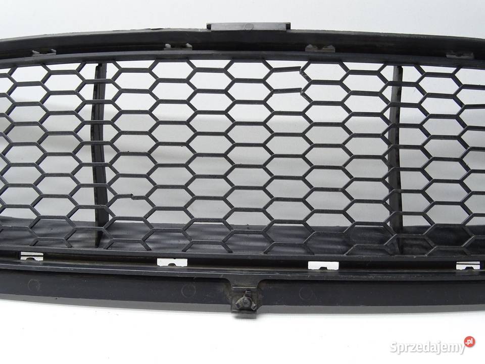 KRATKA ZDERZAKA ŚRODKOWA PRZÓD PRZEDNIA 7897759 osobowe