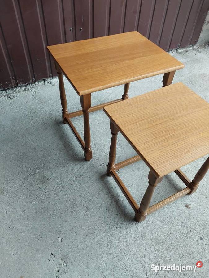dwa stoliki 712 Byczyna