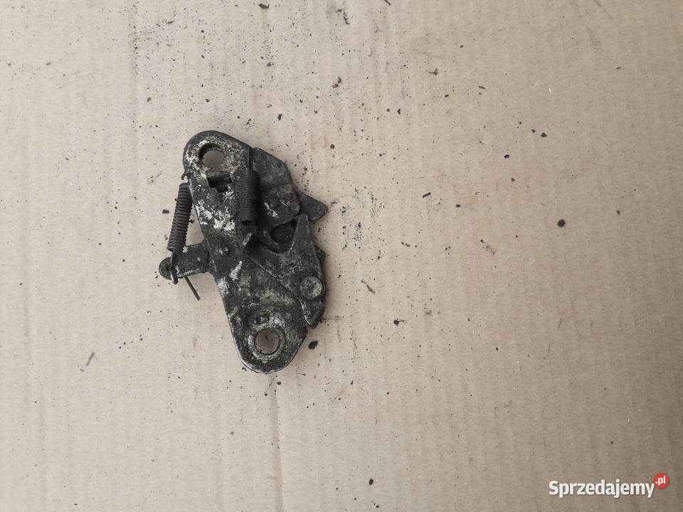 ZAMEK BAGAZNIKA MALUCH FIAT 126P KLAPY 650E Sokolniki