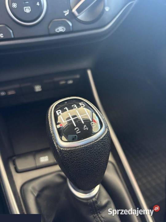 Hyundai i20 10 TGDI Classic 100 2021r 100KM Kielce sprzedam