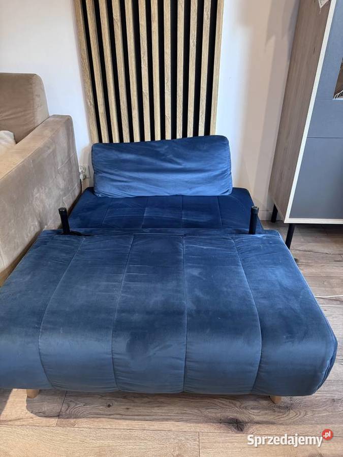 Nowoczesny fotel z funkcją spania
