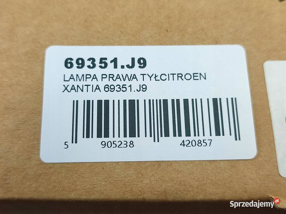 LAMPA PRAWA TYŁ CITROEN XANTIA X2 19982003