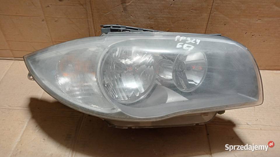 BMW E87 LAMPA PRZÓD PRAWA Lampy przednie