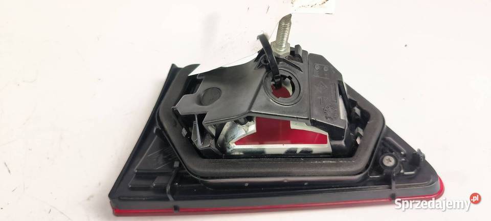 LAMPA W KLAPE LEWA RENAULT CLIO IV