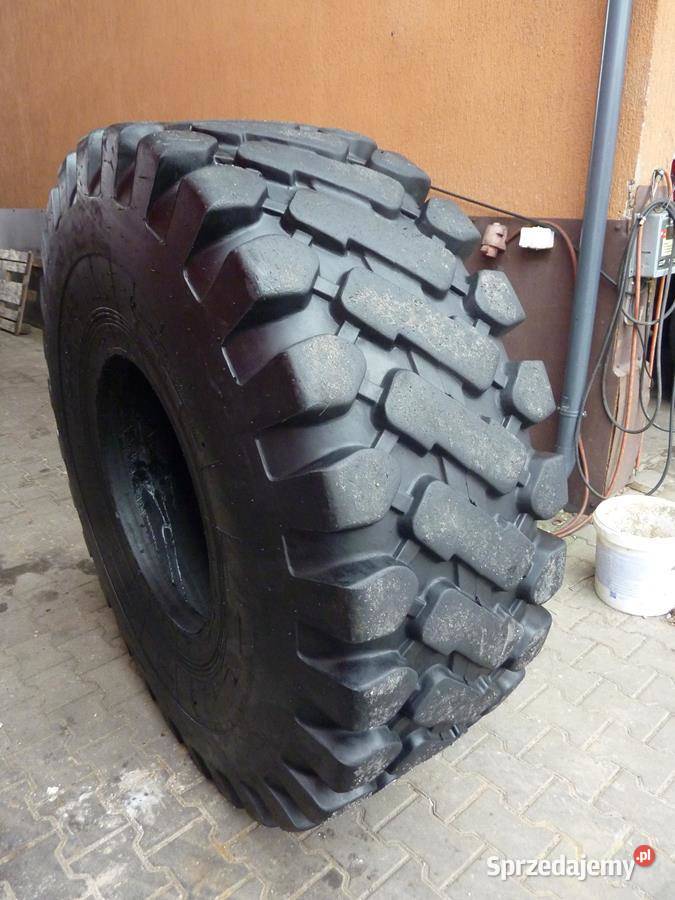 Opona używana przemysłowa 23525 235R25 TRADWAY Zaścianki