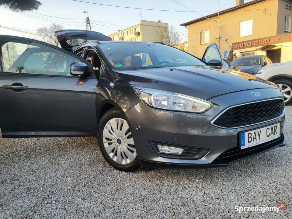Ford Focus 10 125 I Właściciel Przebieg 103 ASO manualna