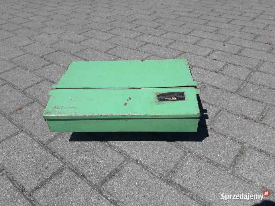 Skrzynka narzędziowa Fiat 126P pod siedzenie PRL pomorskie Gdynia