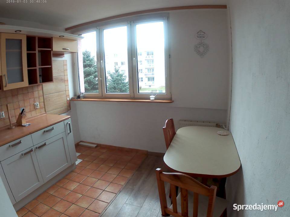 Sprzedam mieszkanie 2 pokojowe piwnica ogródek Rok budowy 1975 Żarów