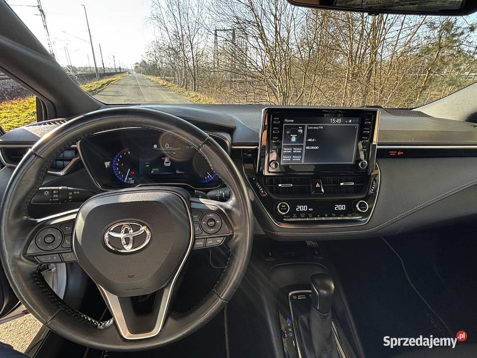 Toyota Corolla 20 Hybrid serwis ASO certyfikat Opole sprzedam