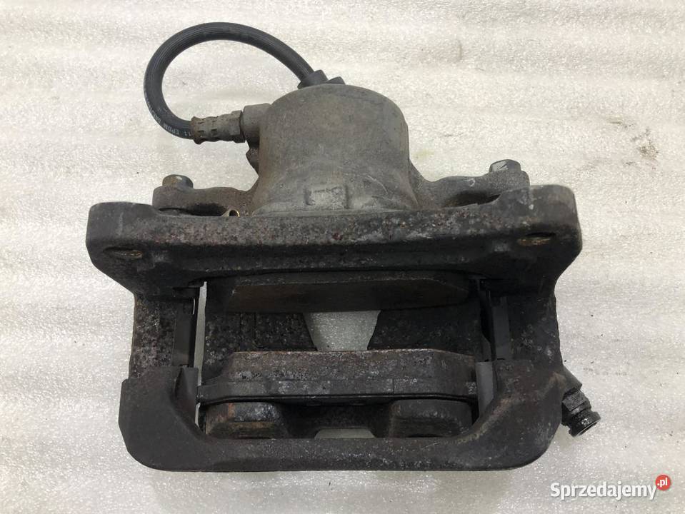 ZACISK HAMULCOWY LEWY PRZÓD JEEP COMPASS II 14 osobowe