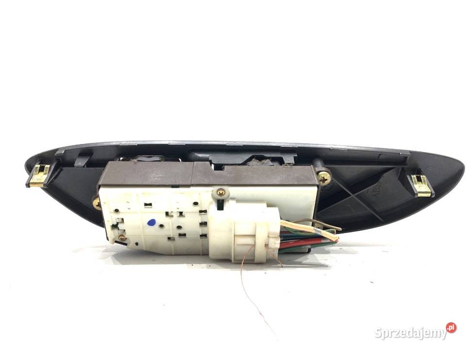 PRZEŁĄCZNIK SZYB TOYOTA YARIS I 9905 Hatchback