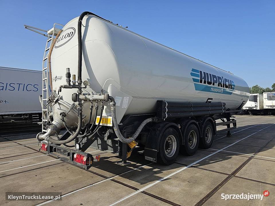Spitzer SK 2760 CAL Rieselgueter silos 2000 Rok produkcji 2000 sprzedam